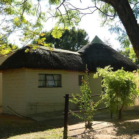 Linga-Longa Hotel Bela-Bela Exterior foto