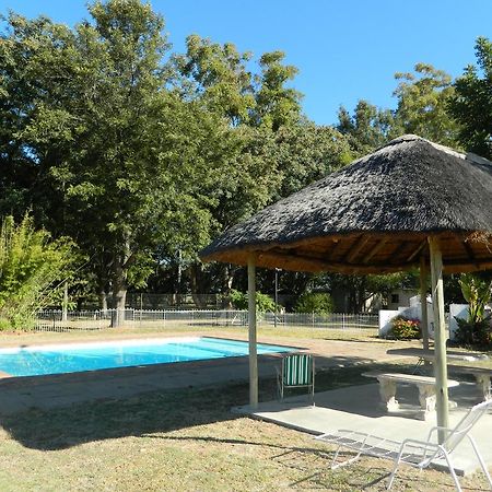 Linga-Longa Hotel Bela-Bela Exterior foto